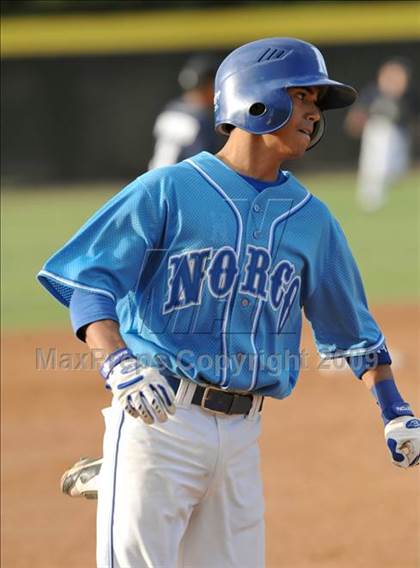Thumbnail 3 in Aptos vs. Norco (Anderson Bat National Classic) photogallery.