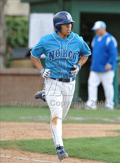 Thumbnail 1 in Aptos vs. Norco (Anderson Bat National Classic) photogallery.