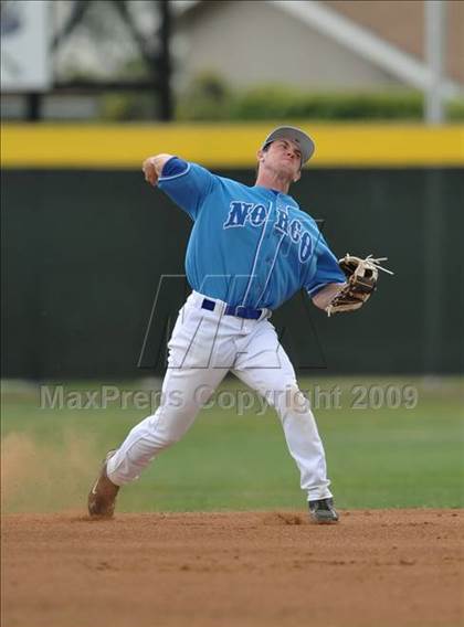 Thumbnail 3 in Aptos vs. Norco (Anderson Bat National Classic) photogallery.