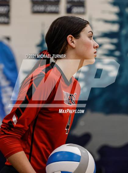 Thumbnail 2 in Kimberly vs Fruitland (3A State Tournament) photogallery.