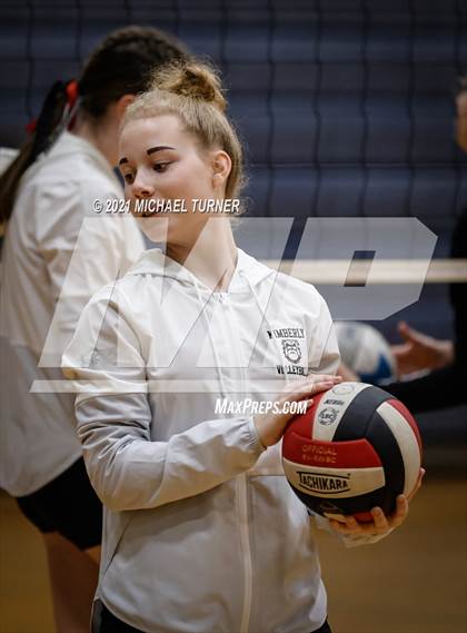 Thumbnail 2 in Kimberly vs Fruitland (3A State Tournament) photogallery.