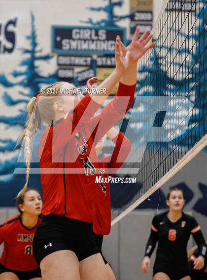 Thumbnail 3 in Kimberly vs Fruitland (3A State Tournament) photogallery.