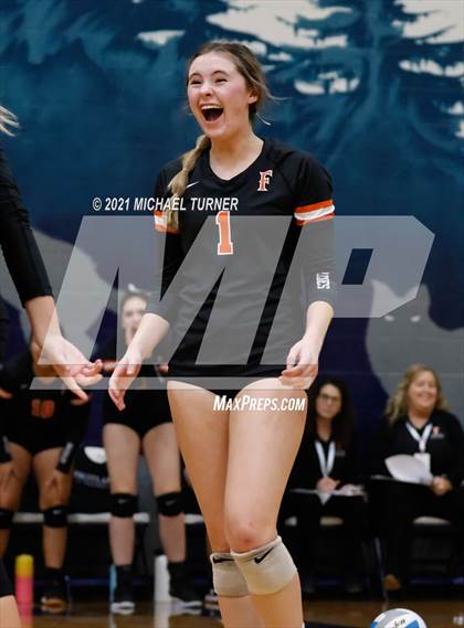 Thumbnail 3 in Kimberly vs Fruitland (3A State Tournament) photogallery.