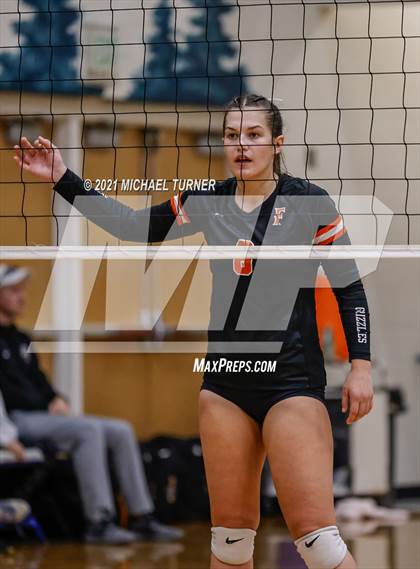 Thumbnail 2 in Kimberly vs Fruitland (3A State Tournament) photogallery.
