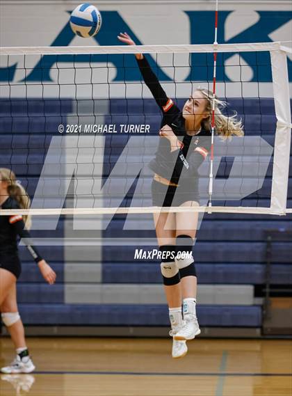 Thumbnail 3 in Kimberly vs Fruitland (3A State Tournament) photogallery.
