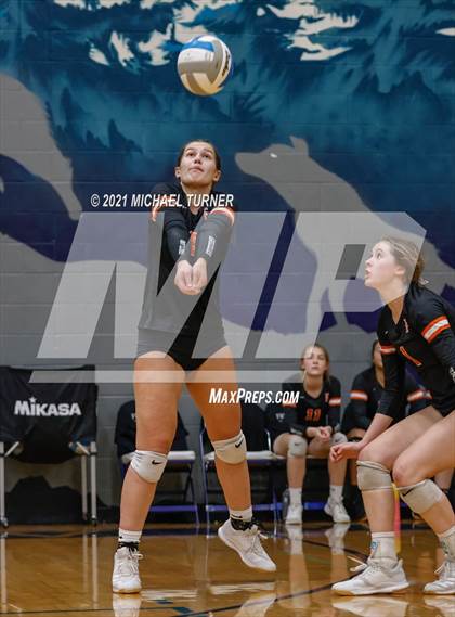 Thumbnail 3 in Kimberly vs Fruitland (3A State Tournament) photogallery.