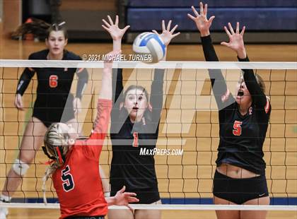 Thumbnail 1 in Kimberly vs Fruitland (3A State Tournament) photogallery.