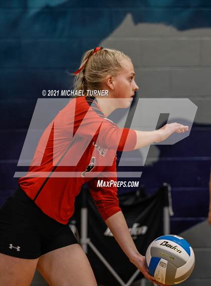 Thumbnail 2 in Kimberly vs Fruitland (3A State Tournament) photogallery.