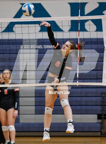 Thumbnail 2 in Kimberly vs Fruitland (3A State Tournament) photogallery.