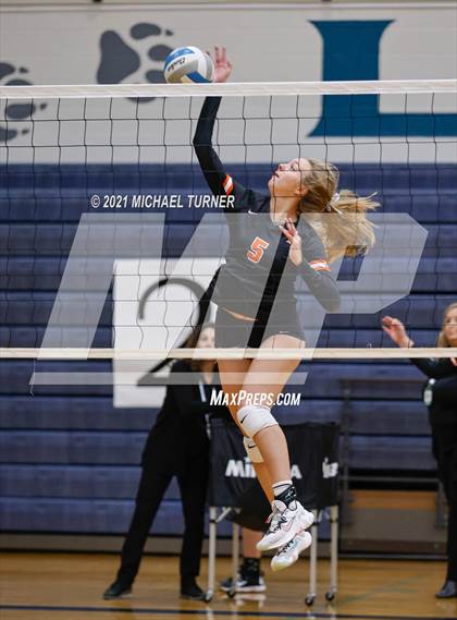 Thumbnail 1 in Kimberly vs Fruitland (3A State Tournament) photogallery.