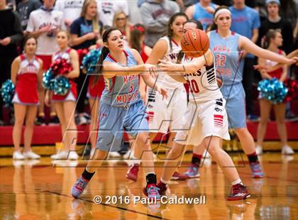 Thumbnail 1 in Mark Morris vs. Black Hills (WIAA 2A District Playoff) photogallery.