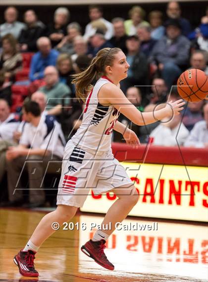 Thumbnail 3 in Mark Morris vs. Black Hills (WIAA 2A District Playoff) photogallery.