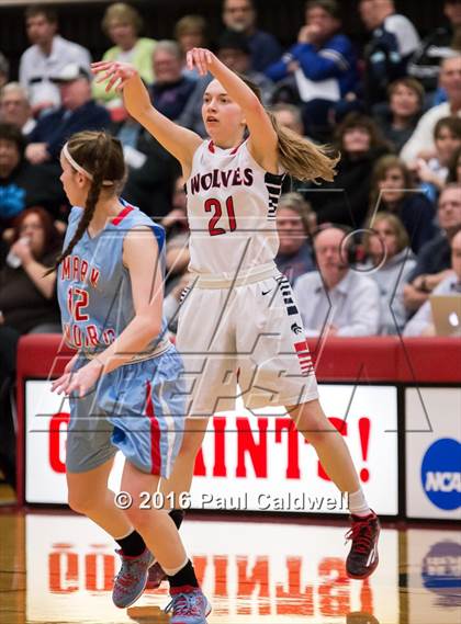 Thumbnail 1 in Mark Morris vs. Black Hills (WIAA 2A District Playoff) photogallery.