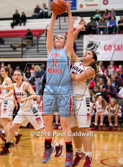 Thumbnail 2 in Mark Morris vs. Black Hills (WIAA 2A District Playoff) photogallery.