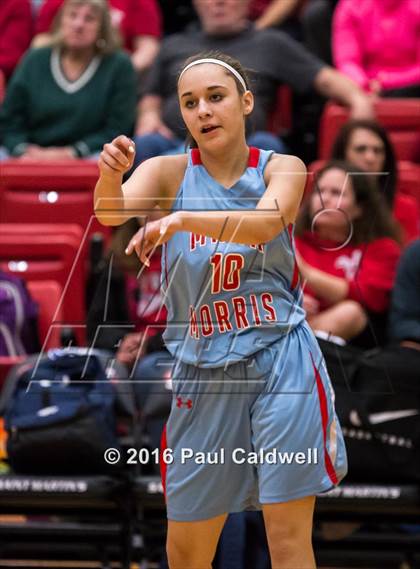Thumbnail 3 in Mark Morris vs. Black Hills (WIAA 2A District Playoff) photogallery.