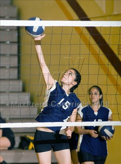 Thumbnail 3 in Downey vs West (Oakdale Invitational) photogallery.