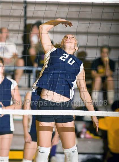 Thumbnail 1 in Downey vs West (Oakdale Invitational) photogallery.