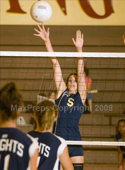 Thumbnail 1 in Downey vs West (Oakdale Invitational) photogallery.