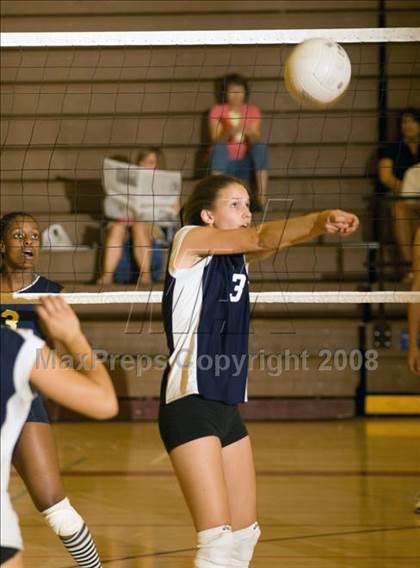 Thumbnail 3 in Downey vs West (Oakdale Invitational) photogallery.