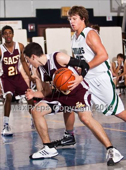 Thumbnail 1 in Canterbury Episcopal vs. San Antonio Christian (Bracken Christian Tournament) photogallery.