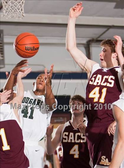 Thumbnail 3 in Canterbury Episcopal vs. San Antonio Christian (Bracken Christian Tournament) photogallery.
