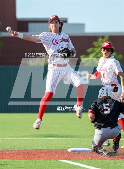 Thumbnail 3 in Grand Saline vs Pottsboro (UIL 3A Area Playoff) photogallery.