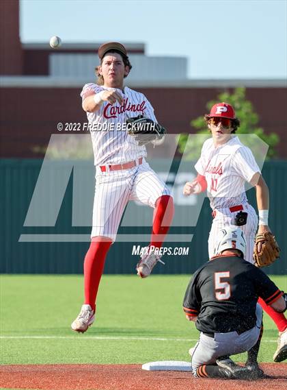 Thumbnail 1 in Grand Saline vs Pottsboro (UIL 3A Area Playoff) photogallery.