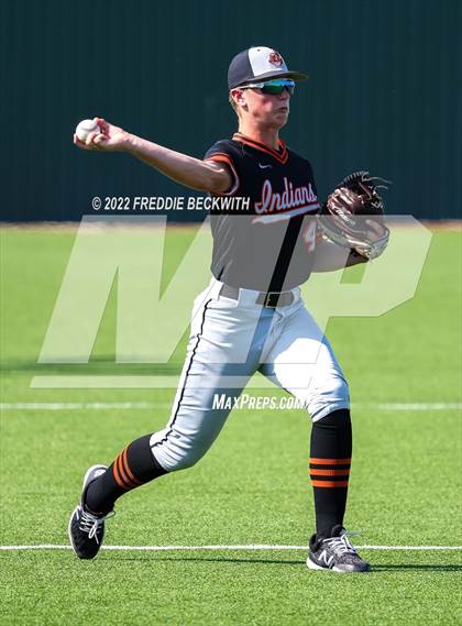 Thumbnail 1 in Grand Saline vs Pottsboro (UIL 3A Area Playoff) photogallery.