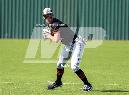 Thumbnail 2 in Grand Saline vs Pottsboro (UIL 3A Area Playoff) photogallery.