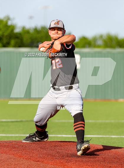 Thumbnail 2 in Grand Saline vs Pottsboro (UIL 3A Area Playoff) photogallery.
