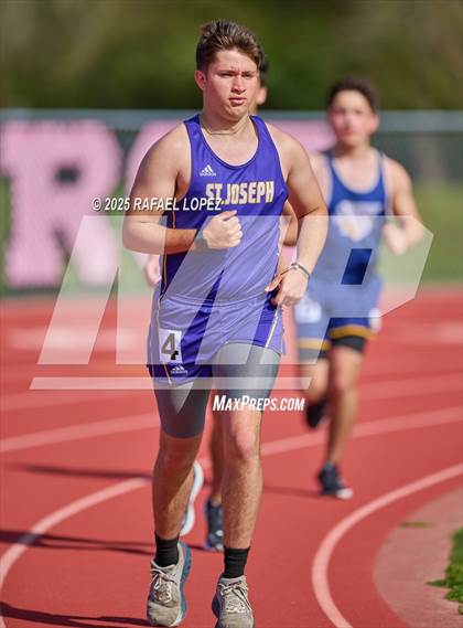 Thumbnail 3 in Rosehill Eagles Relays (3200M) photogallery.
