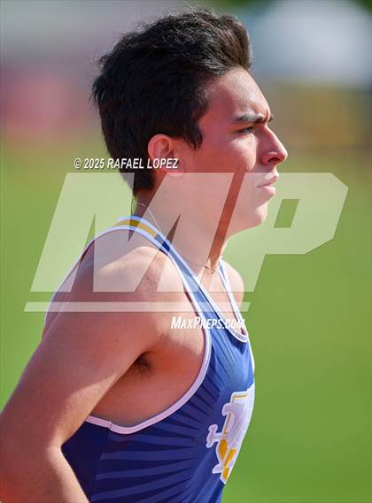 Thumbnail 3 in Rosehill Eagles Relays (3200M) photogallery.