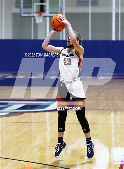 Thumbnail 3 in Charlotte Catholic @ Providence Day photogallery.