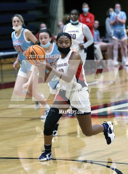 Thumbnail 2 in Charlotte Catholic @ Providence Day photogallery.