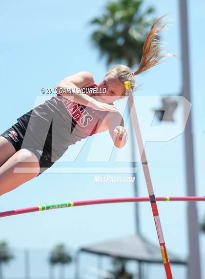 Thumbnail 1 in AIA Track & Field Championships (Girls Pole Vault) photogallery.