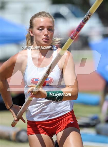 Thumbnail 1 in AIA Track & Field Championships (Girls Pole Vault) photogallery.