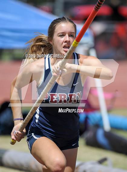 Thumbnail 3 in AIA Track & Field Championships (Girls Pole Vault) photogallery.