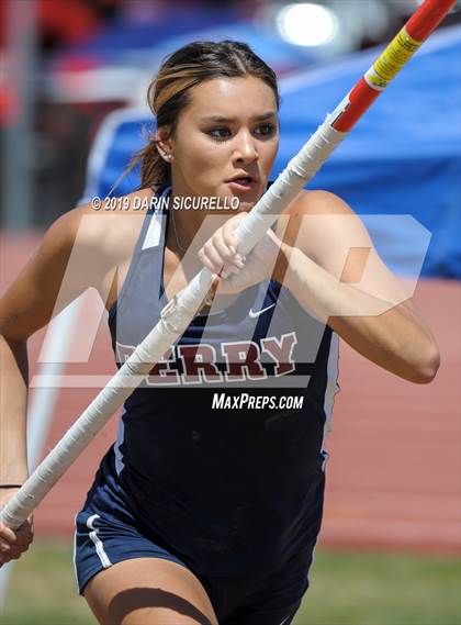 Thumbnail 1 in AIA Track & Field Championships (Girls Pole Vault) photogallery.