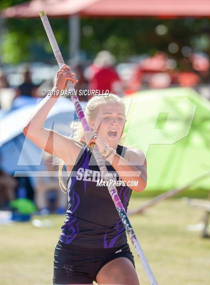 Thumbnail 2 in AIA Track & Field Championships (Girls Pole Vault) photogallery.