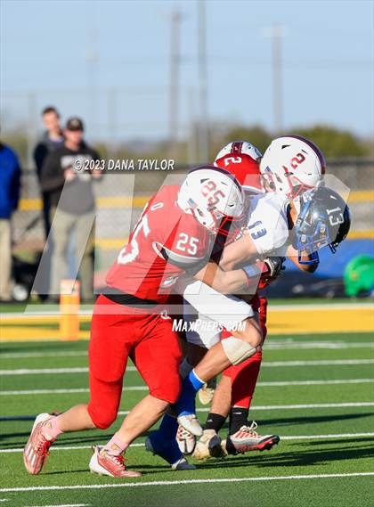 Thumbnail 2 in Oglesby vs Richland Springs (UIL 1A State Semifinal) photogallery.