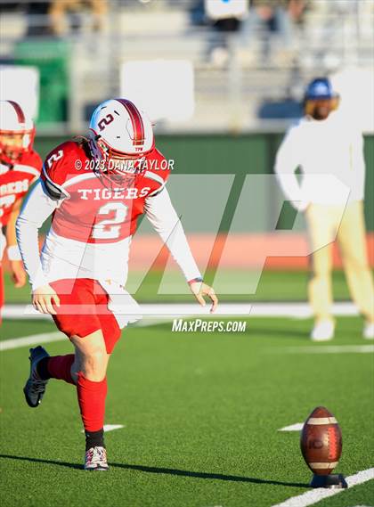 Thumbnail 3 in Oglesby vs Richland Springs (UIL 1A State Semifinal) photogallery.