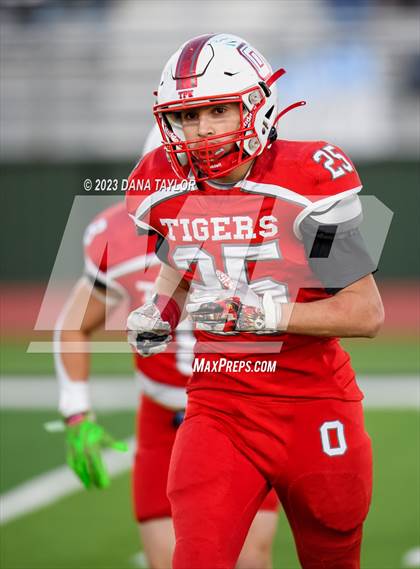 Thumbnail 3 in Oglesby vs Richland Springs (UIL 1A State Semifinal) photogallery.