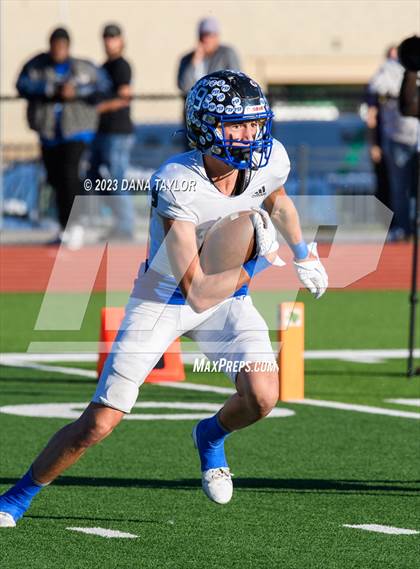 Thumbnail 2 in Oglesby vs Richland Springs (UIL 1A State Semifinal) photogallery.