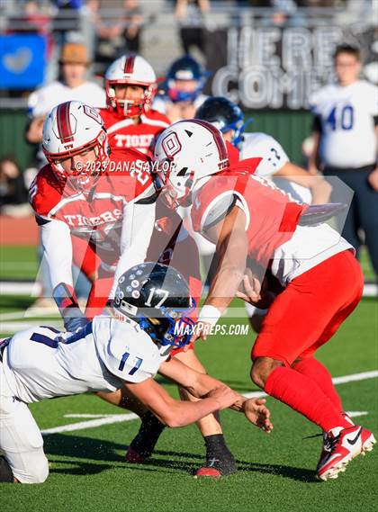 Thumbnail 1 in Oglesby vs Richland Springs (UIL 1A State Semifinal) photogallery.