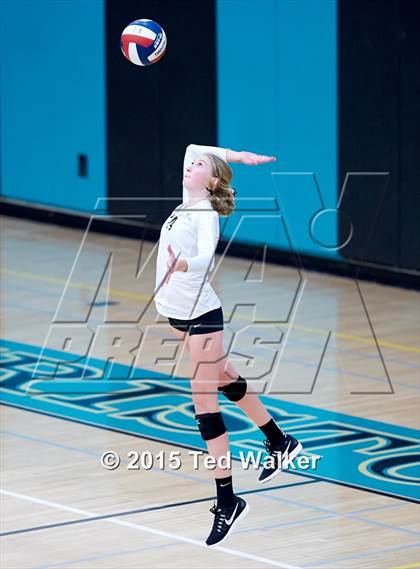 Thumbnail 3 in Archbishop Mitty vs. Mountain View (CIF CCS D2 Semifinal) photogallery.