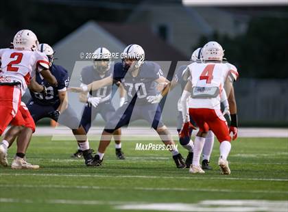 Thumbnail 1 in Everett @ East Lansing photogallery.