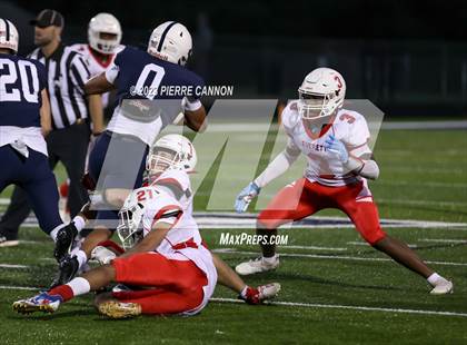 Thumbnail 2 in Everett @ East Lansing photogallery.