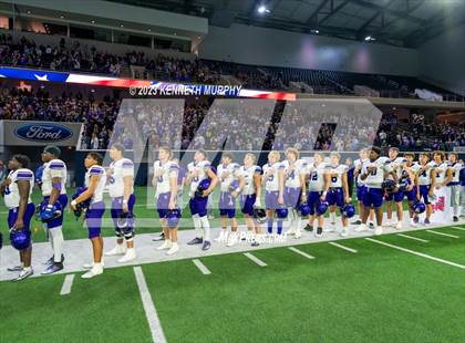 Thumbnail 1 in Anna vs. Panther Creek (UIL 4A D1 Regional Playoff) photogallery.