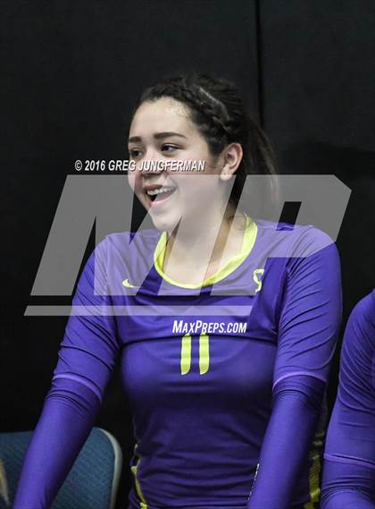 Thumbnail 3 in Notre Dame vs. Salinas (Tiger Cup Invitational) photogallery.