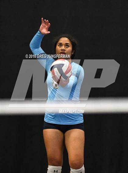 Thumbnail 2 in Notre Dame vs. Salinas (Tiger Cup Invitational) photogallery.